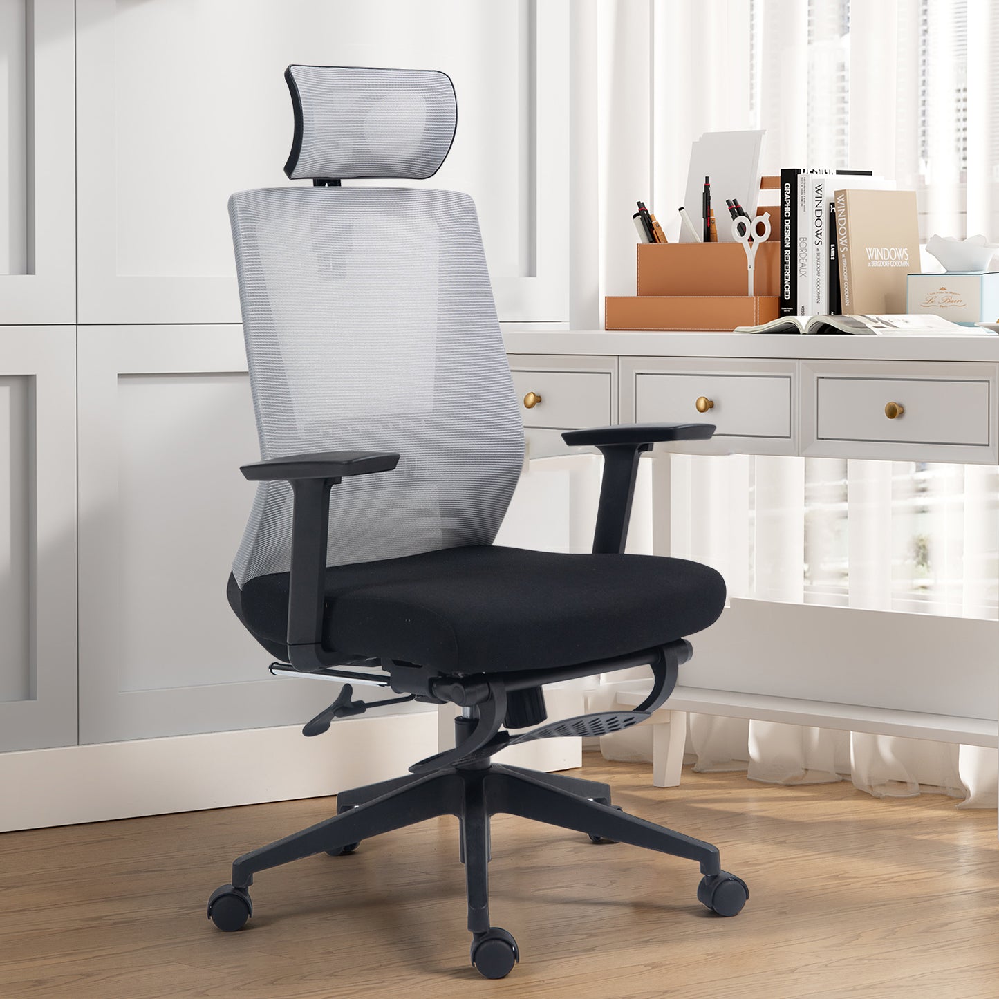 COKOS Silla Oficina Ergonómica con Reposapiés con Soporte Lumbar y Respaldo Alto con Reposacabezas Ajustable Altura Reclinable Descansabrazos Ajustables Silla Gamer (Gris+Negro)